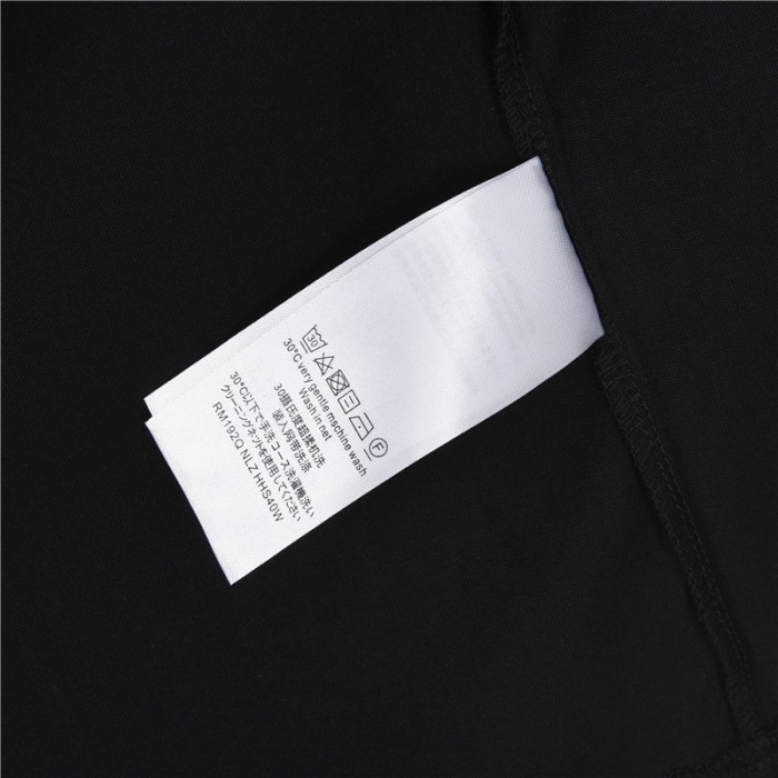 Clothes Louis Vuitton 675