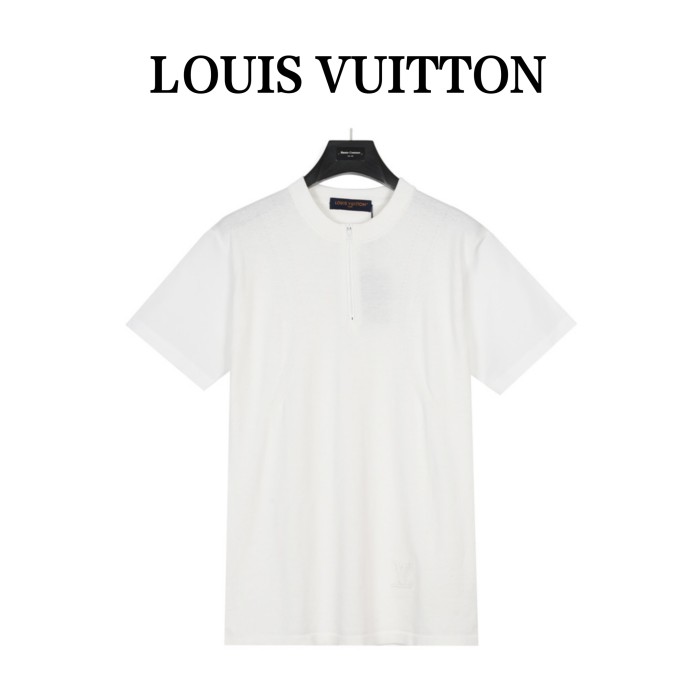 Clothes Louis Vuitton 698