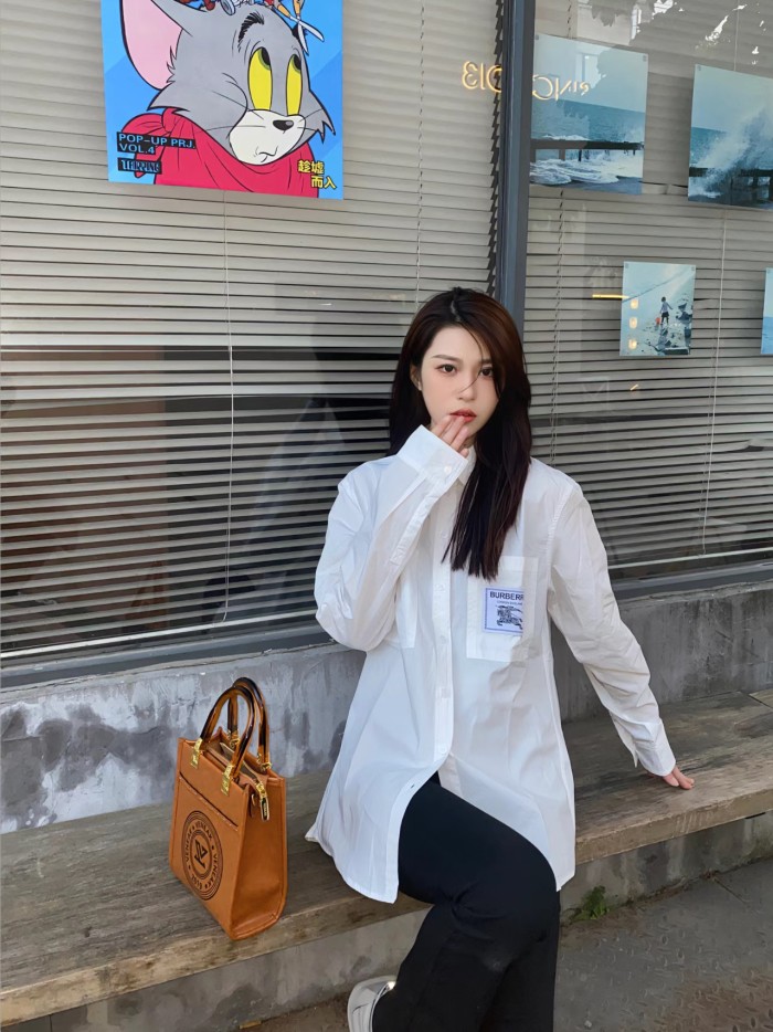 Clothes Louis Vuitton 696