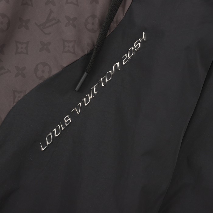 Clothes Louis Vuitton 683