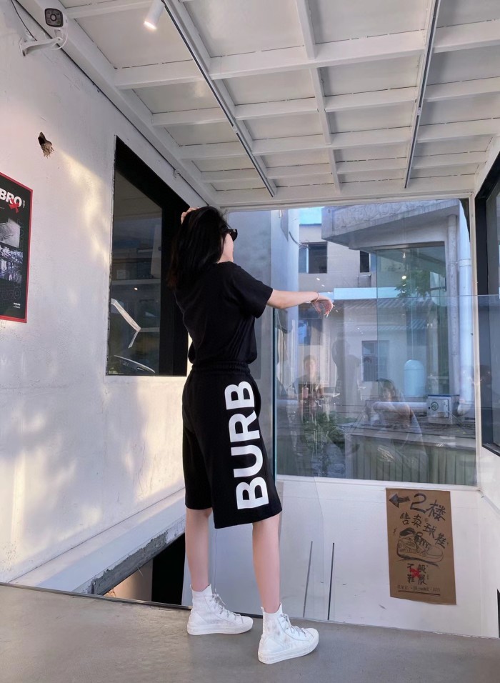 Clothes Burberry 444