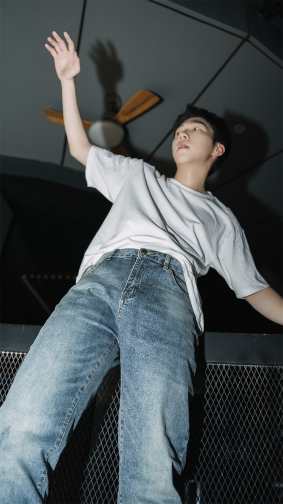 Clothes Louis Vuitton 679