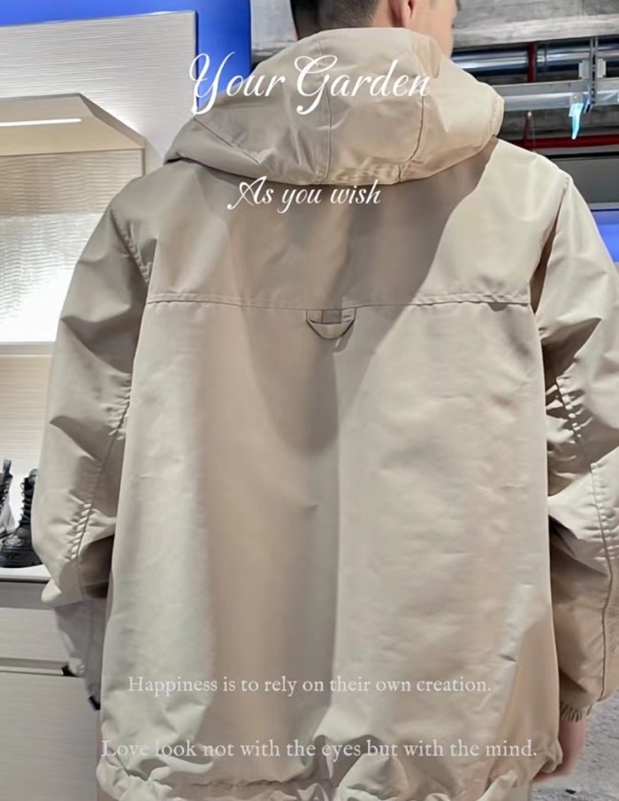 Clothes Louis Vuitton 689