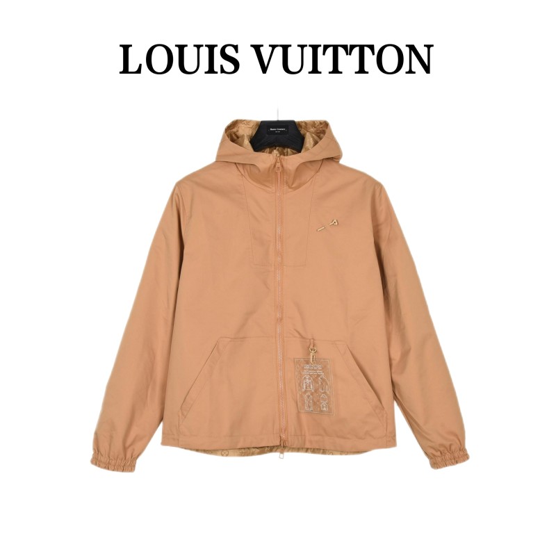 Clothes Louis Vuitton 689
