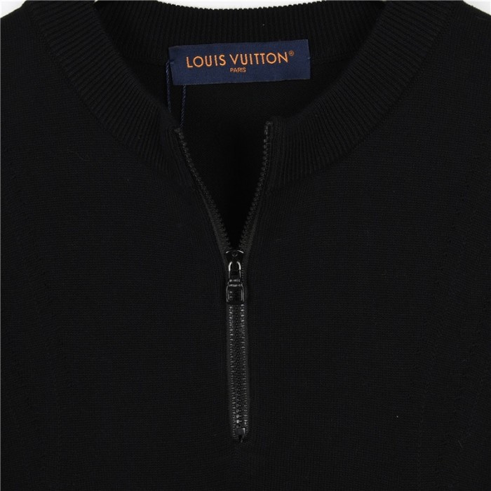 Clothes Louis Vuitton 697