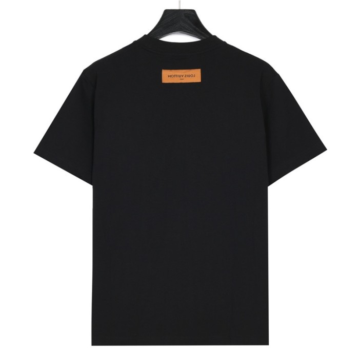 Clothes Louis Vuitton 669