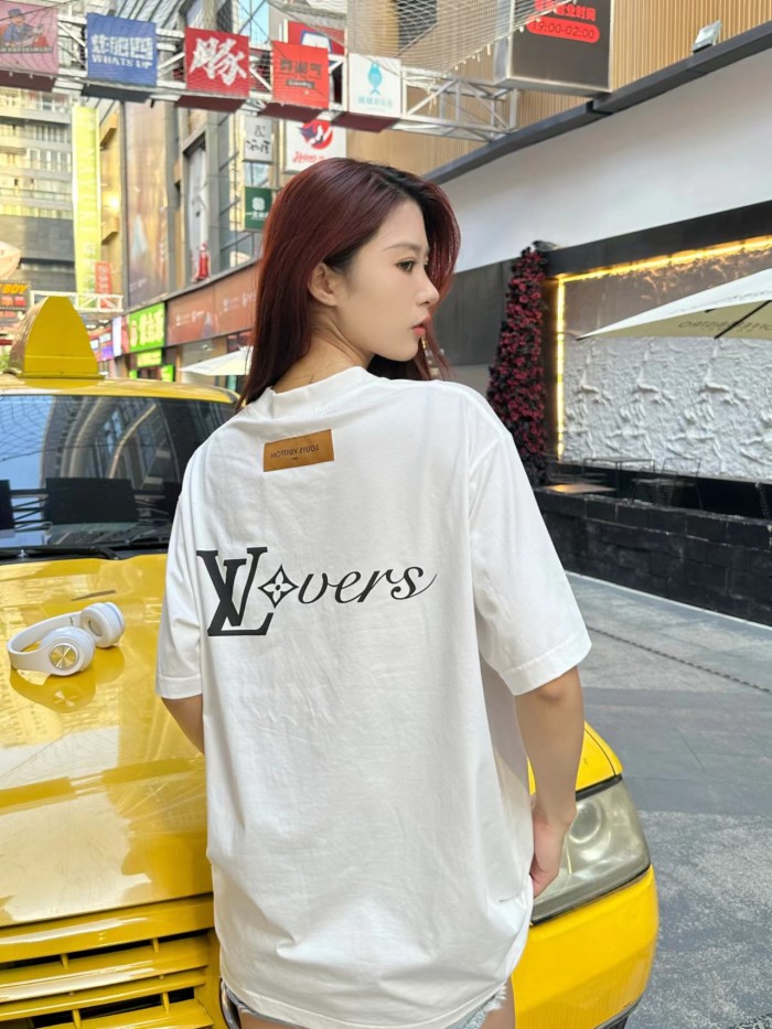 Clothes Louis Vuitton 673