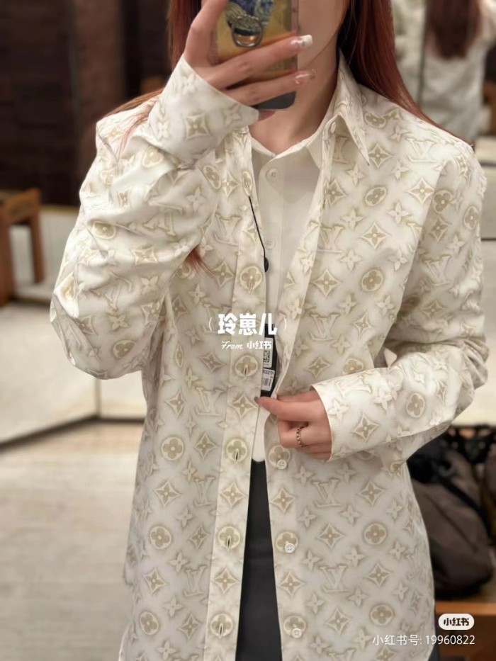 Clothes Louis Vuitton 716