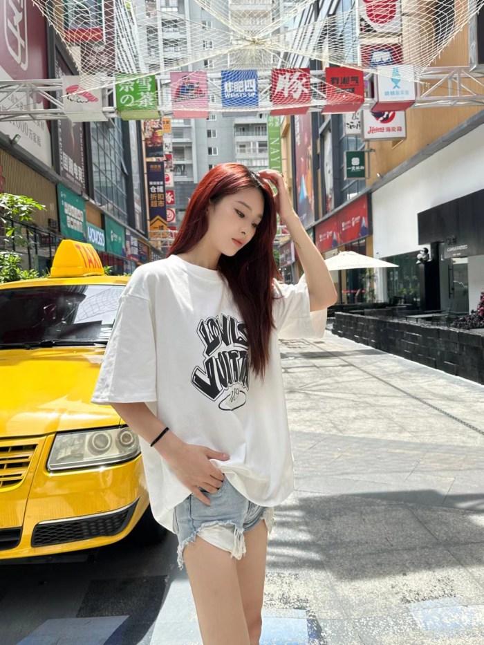 Clothes Louis Vuitton 735