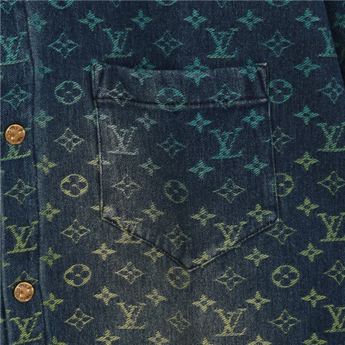 Clothes Louis Vuitton 711