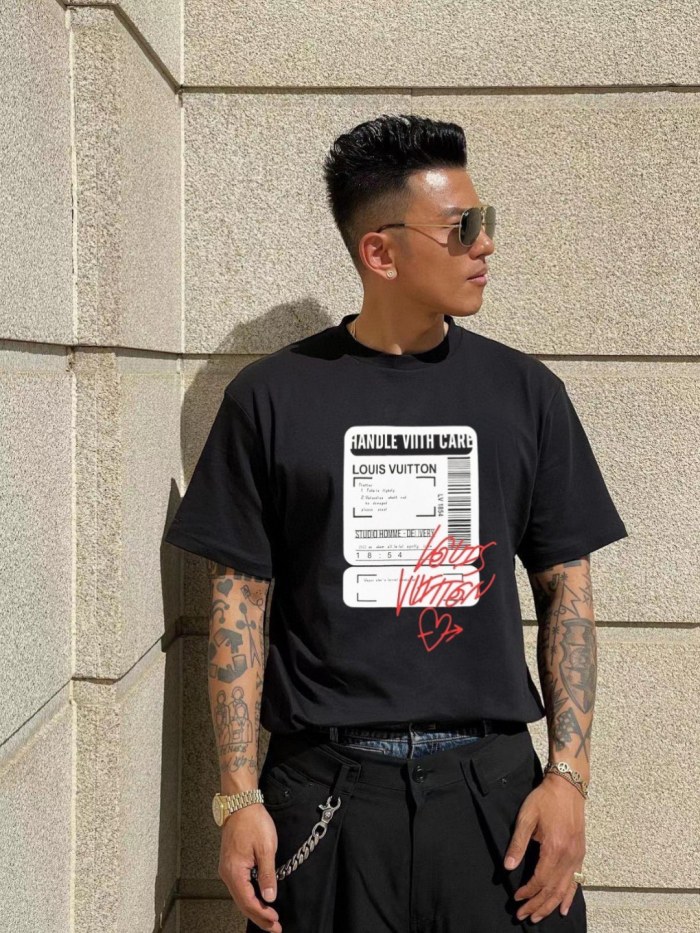 Clothes Louis Vuitton 743