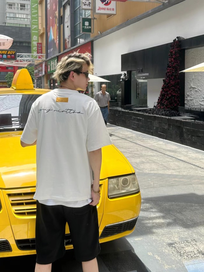 Clothes Louis Vuitton 721