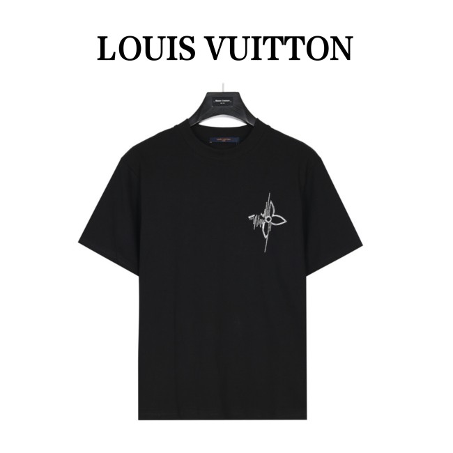 Clothes Louis Vuitton 724