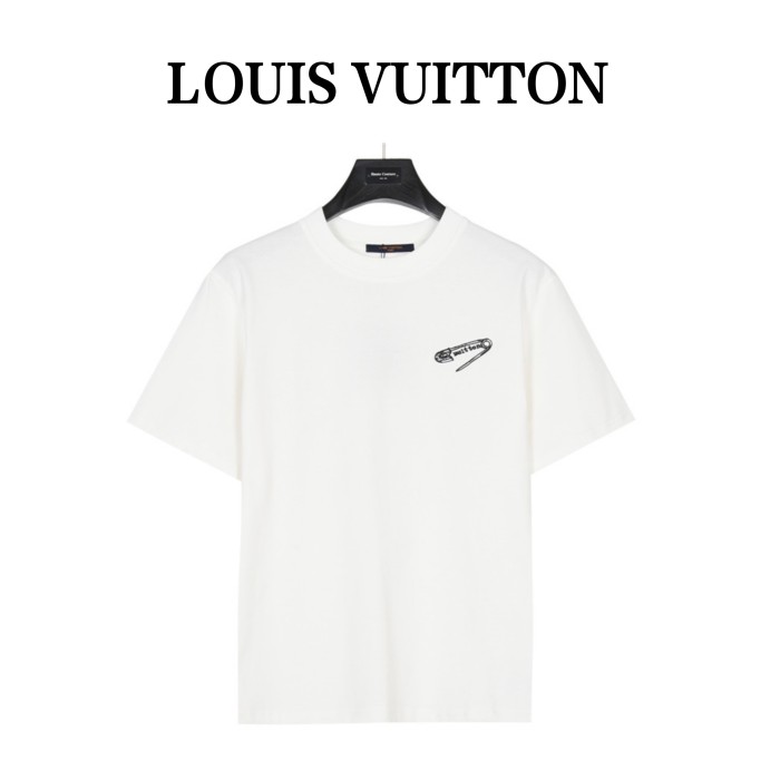 Clothes Louis Vuitton 717