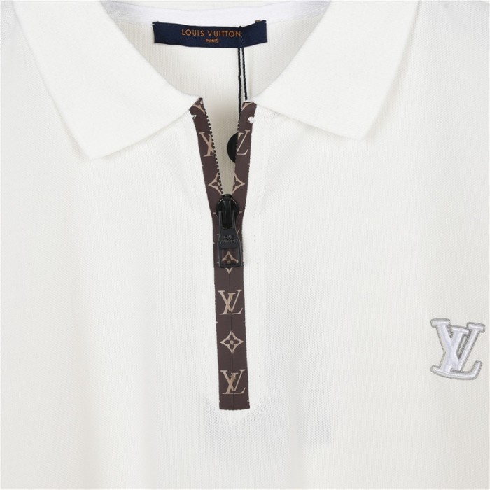Clothes Louis Vuitton 749