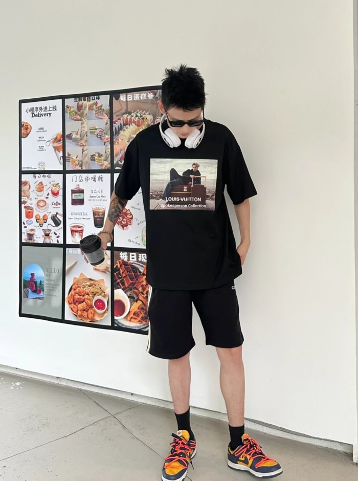 Clothes Louis Vuitton 740