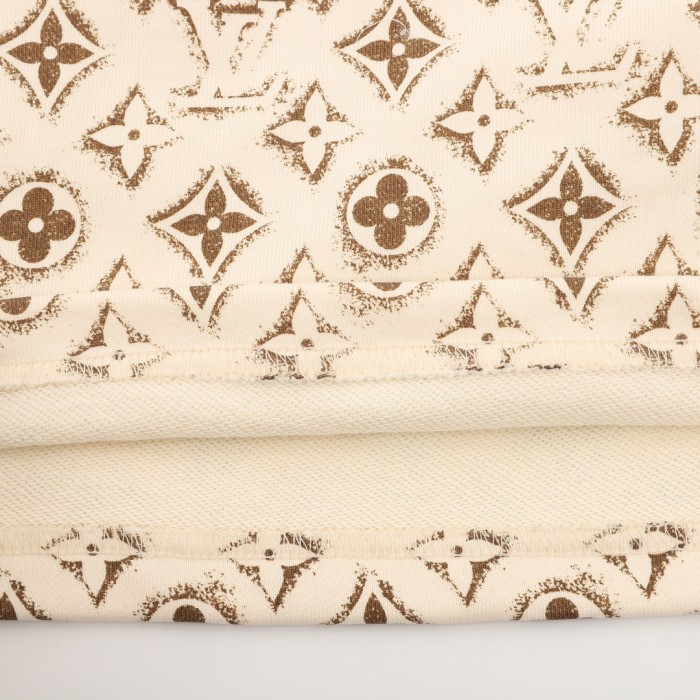 Clothes Louis Vuitton 709