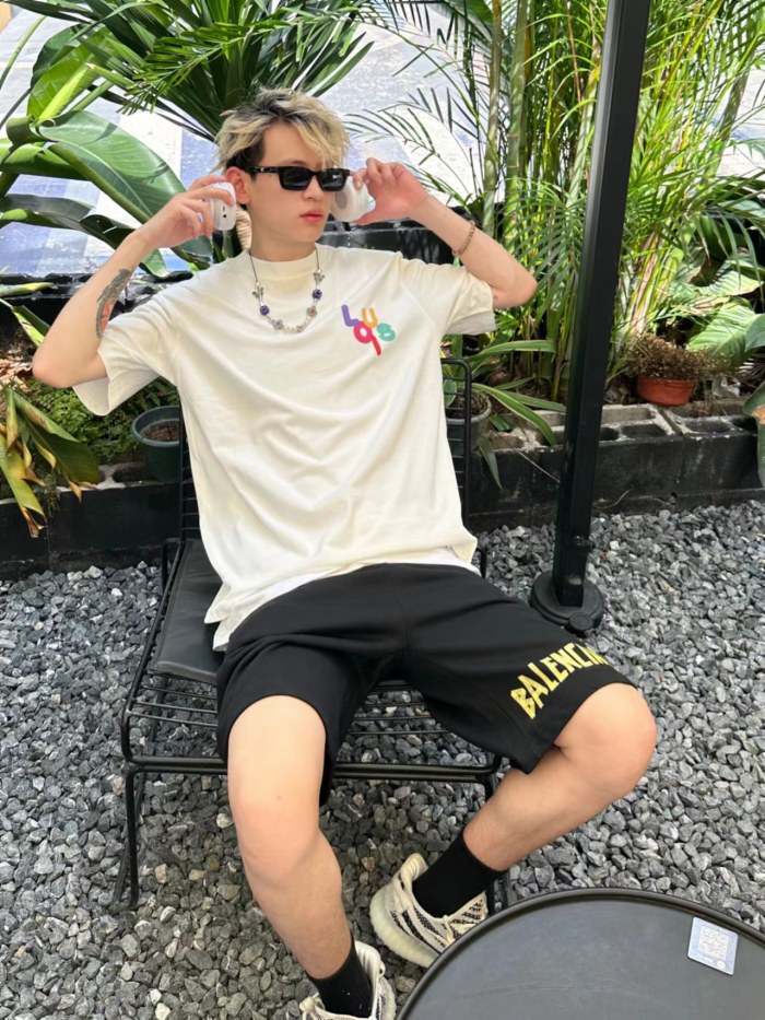 Clothes Louis Vuitton 738