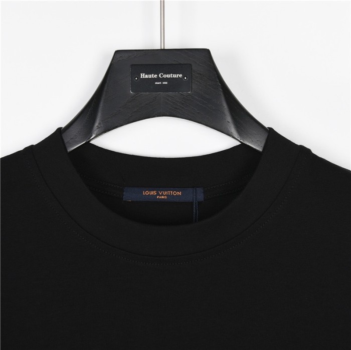 Clothes Louis Vuitton 725