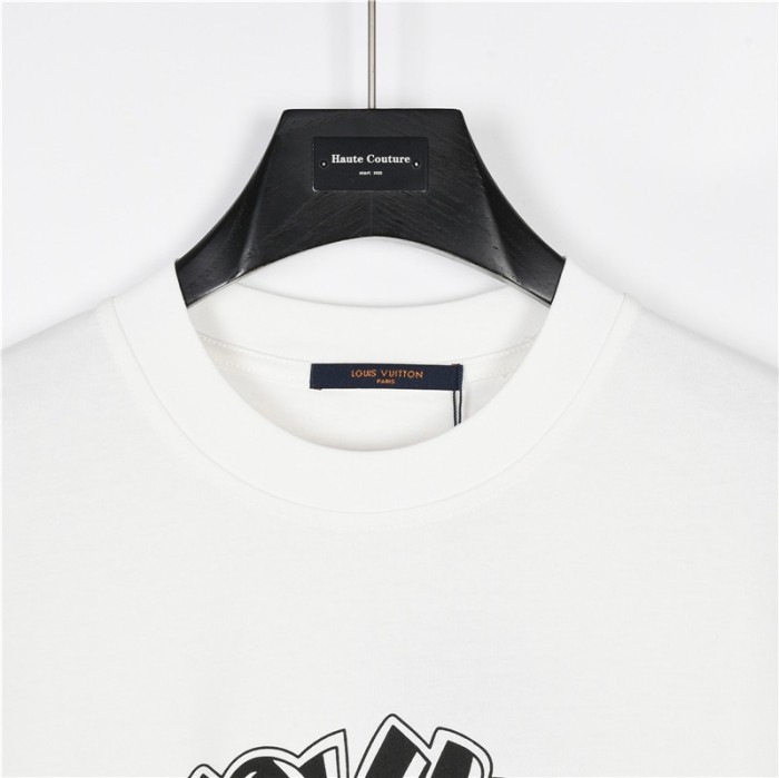 Clothes Louis Vuitton 735