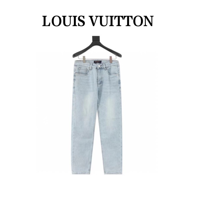 Clothes Louis Vuitton 704