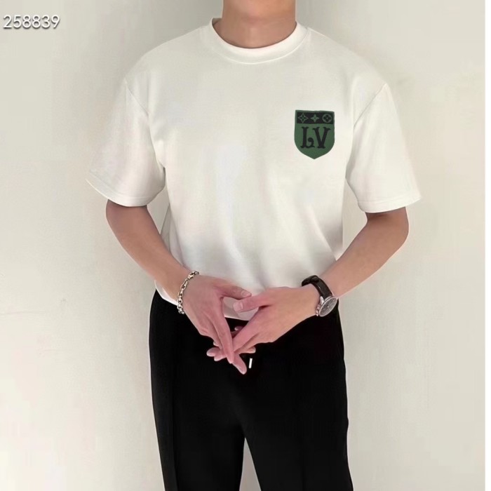 Clothes Louis Vuitton 714