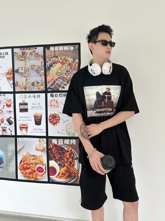 Clothes Louis Vuitton 740