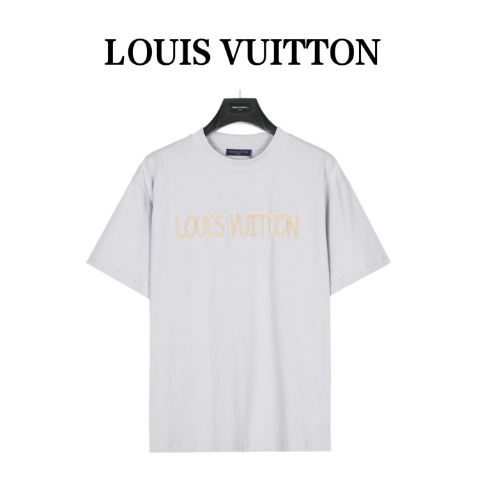 Clothes Louis Vuitton 741