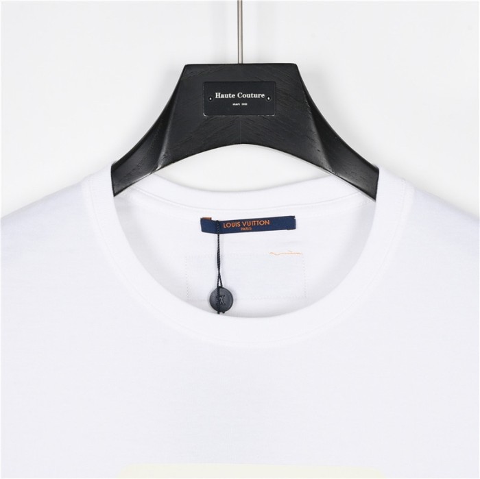 Clothes Louis Vuitton 744