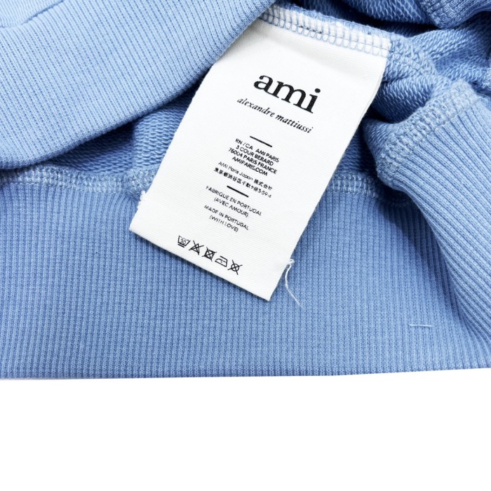 Clothes AMI 16
