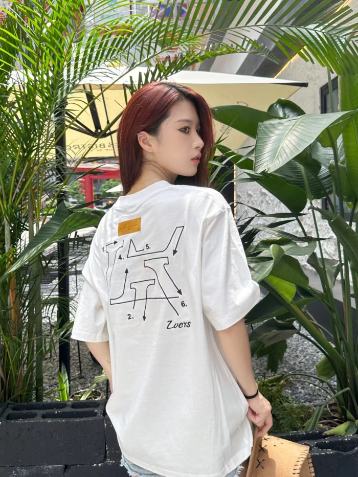 Clothes Louis Vuitton 730