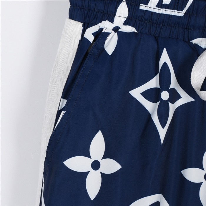 Clothes Louis Vuitton 759