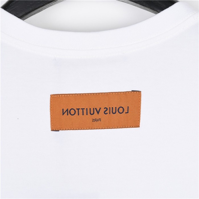 Clothes Louis Vuitton 714