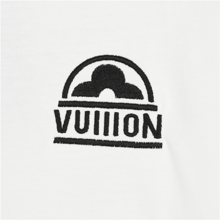 Clothes Louis Vuitton 721