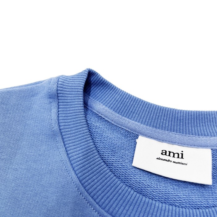 Clothes AMI 16