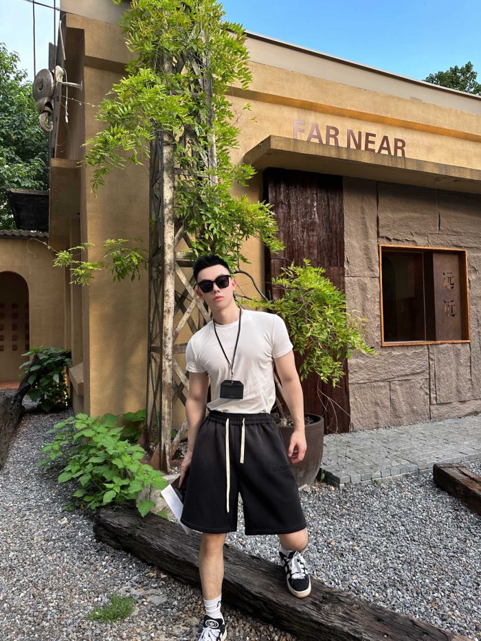 Clothes Balenciaga 489