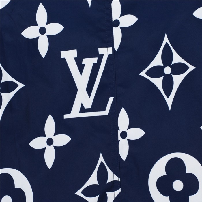 Clothes Louis Vuitton 758