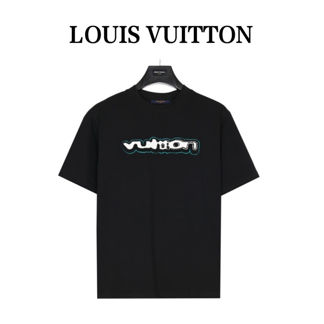 Clothes Louis Vuitton 719