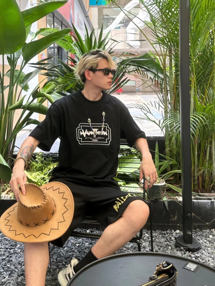 Clothes Louis Vuitton 733