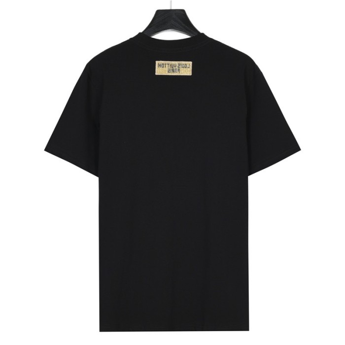 Clothes Louis Vuitton 749