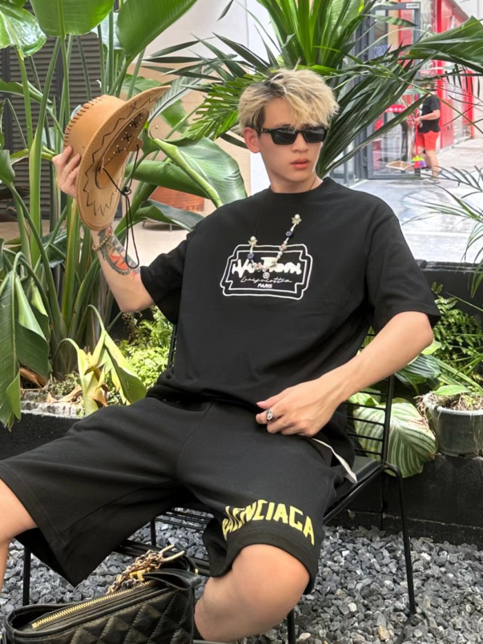 Clothes Louis Vuitton 733