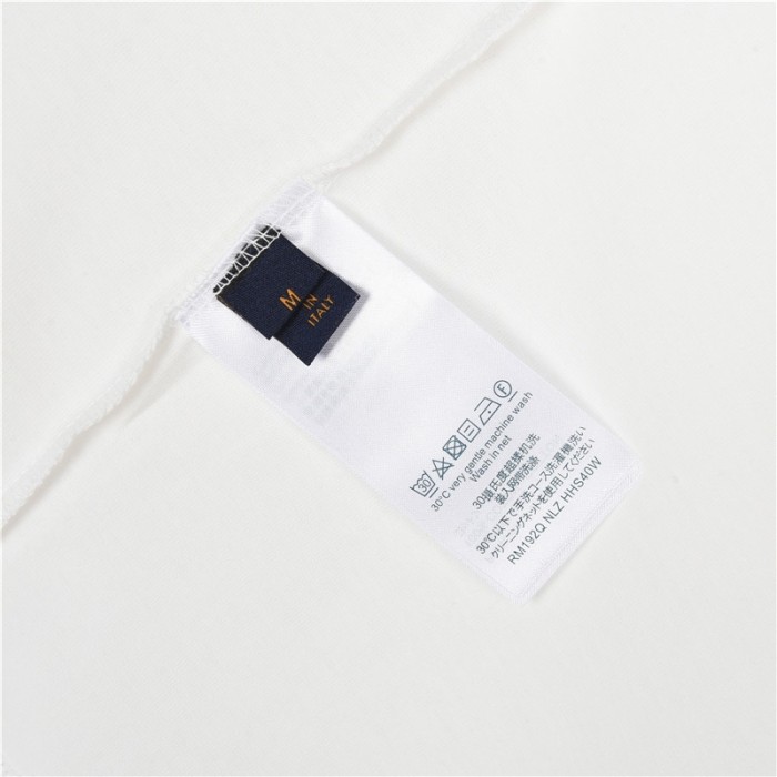 Clothes Louis Vuitton 708