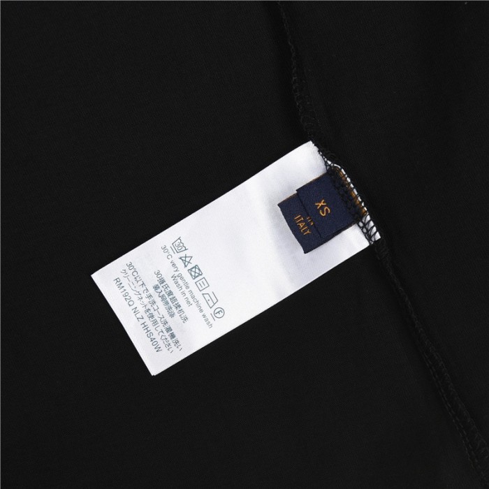 Clothes Louis Vuitton 767