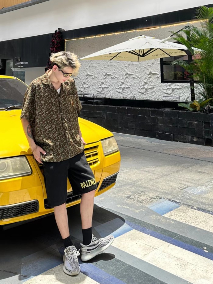 Clothes Balenciaga 513