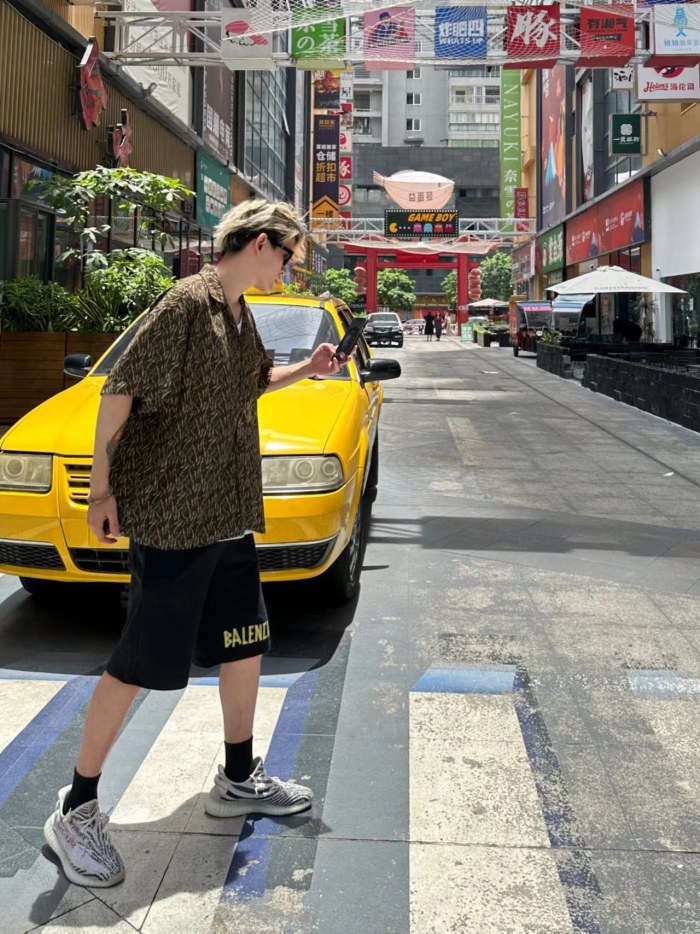 Clothes Balenciaga 513