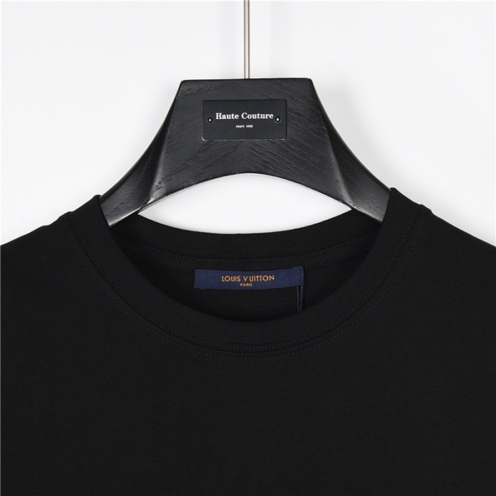 Clothes Louis Vuitton 776