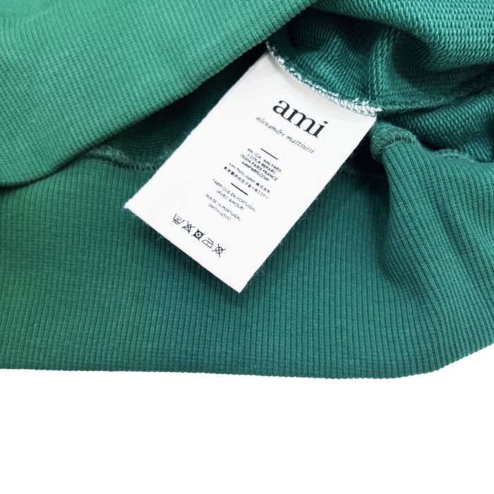Clothes AMI 27