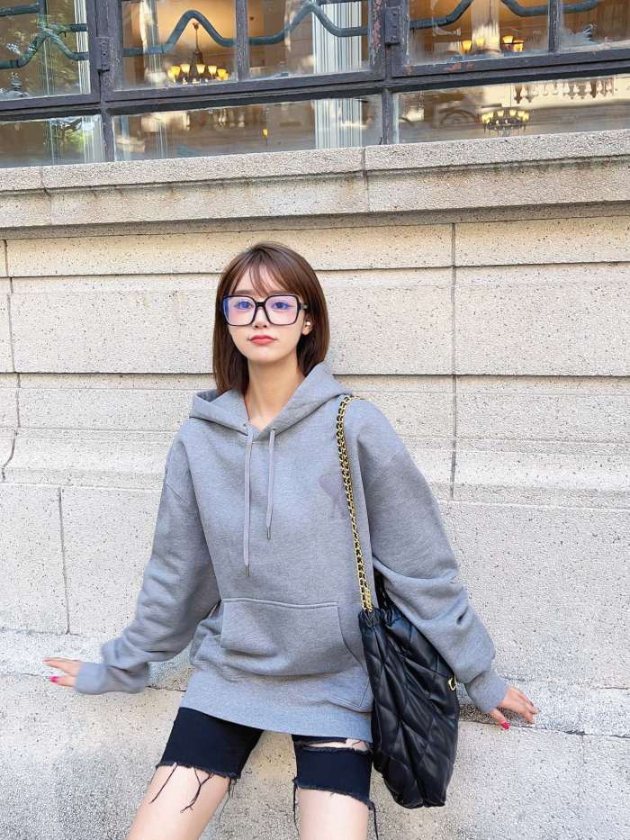 Clothes AMI 47