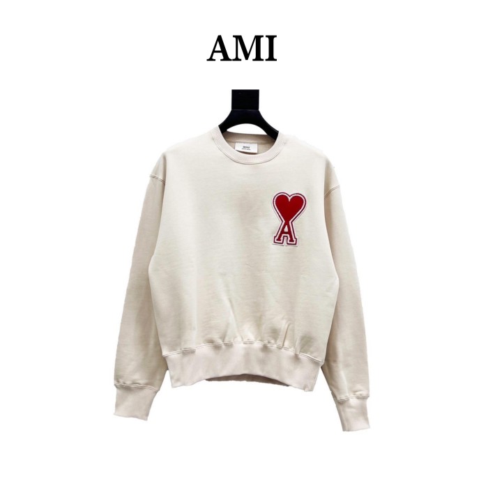 Clothes AMI 24