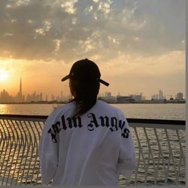 Clothes Palm Angels 21